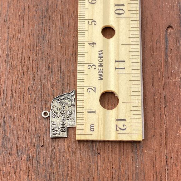 Vintage 925 Sterling Silver "Nebraska" State Map Pendant Bracelet Charm - Picture 3 of 3